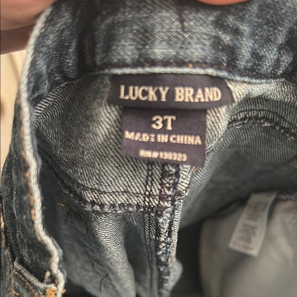 Lucky Brand Toddler Sz 3T Blue Jeans Shorts Classic Denim - Picture 2 of 6